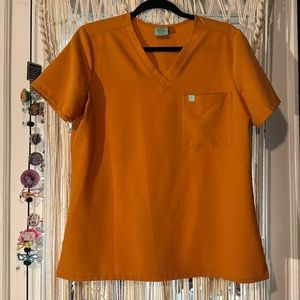 Garde Malade Scrub Set MANGO